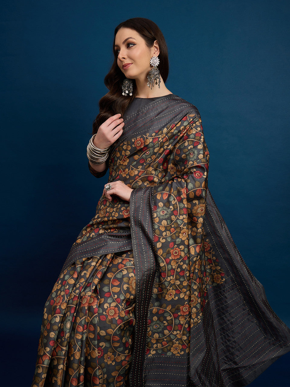 Grey Cozi Silk Blend Floral Printed Kantha Work Saree